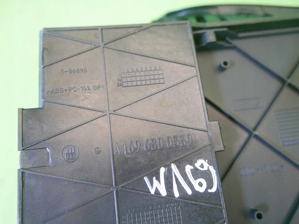 Рамка пепельницы чехол рычага переключения передач mercedes w169 a170 1.7 04-08 Киев