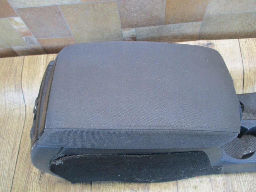 фото №9, Skoda octavia ii 2 тунель середній підлокітник europa чорний