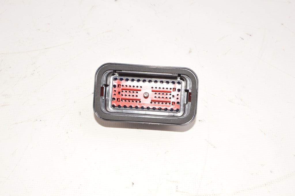 фото №1, Aston martin vantage am6 db11 колодка штекер