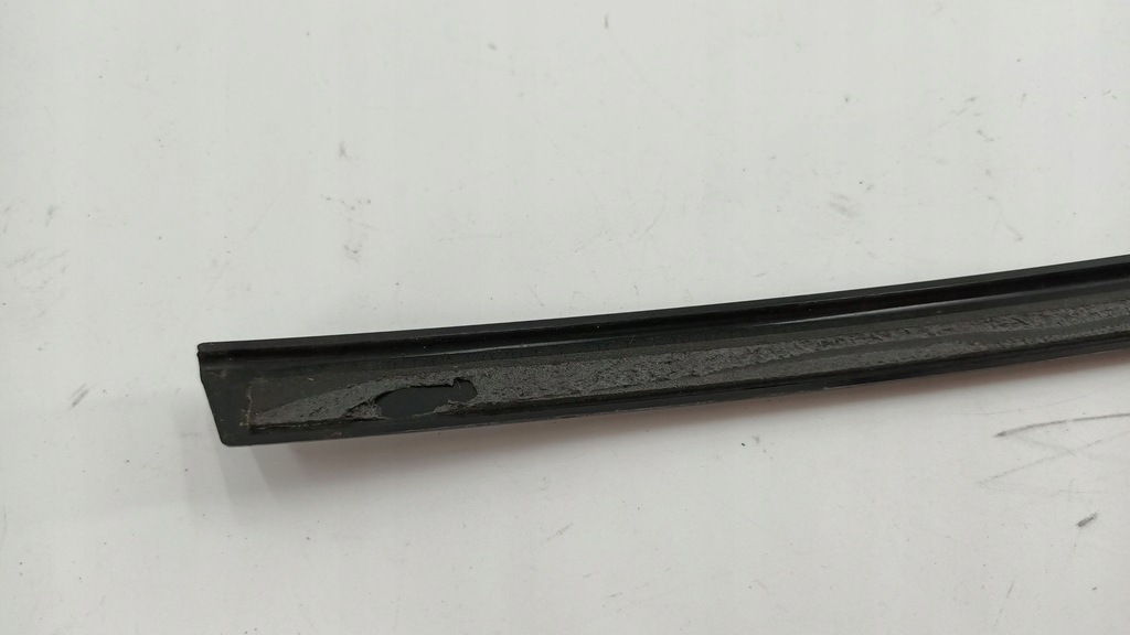 фото №8, Bmw 4 f32 f33 2018 всі молдинг / прокладка скло двері