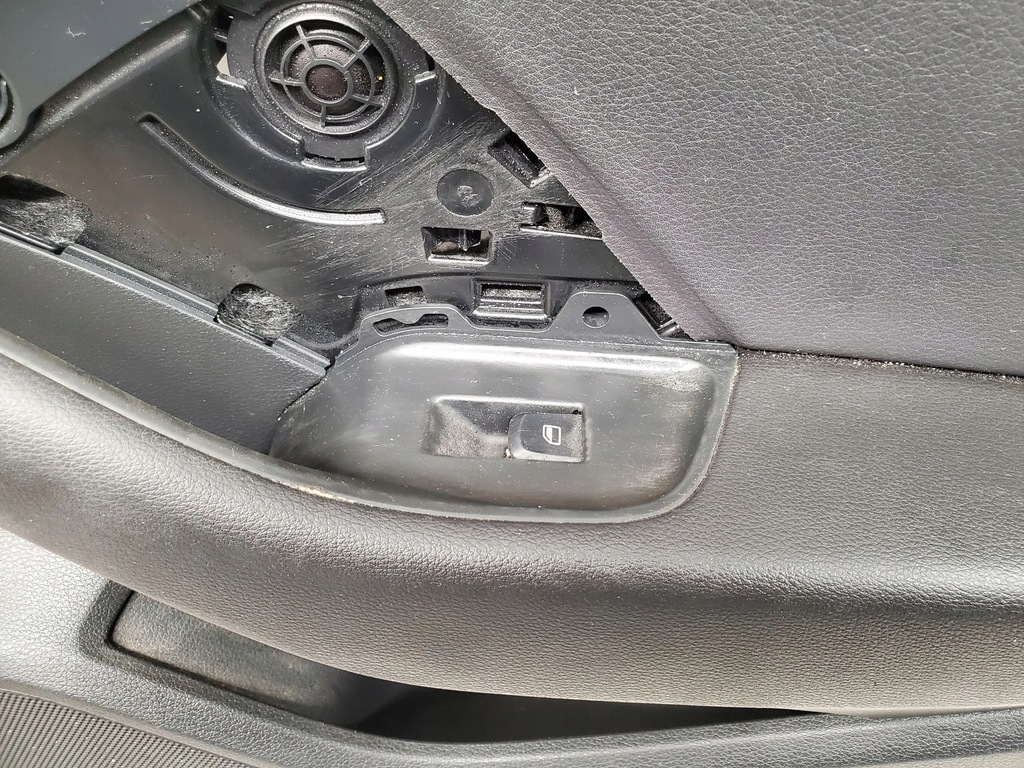 фото №6, Audi a3 s3 8v 2015 задняя сторона правая обшивки / обшивка дверь задних