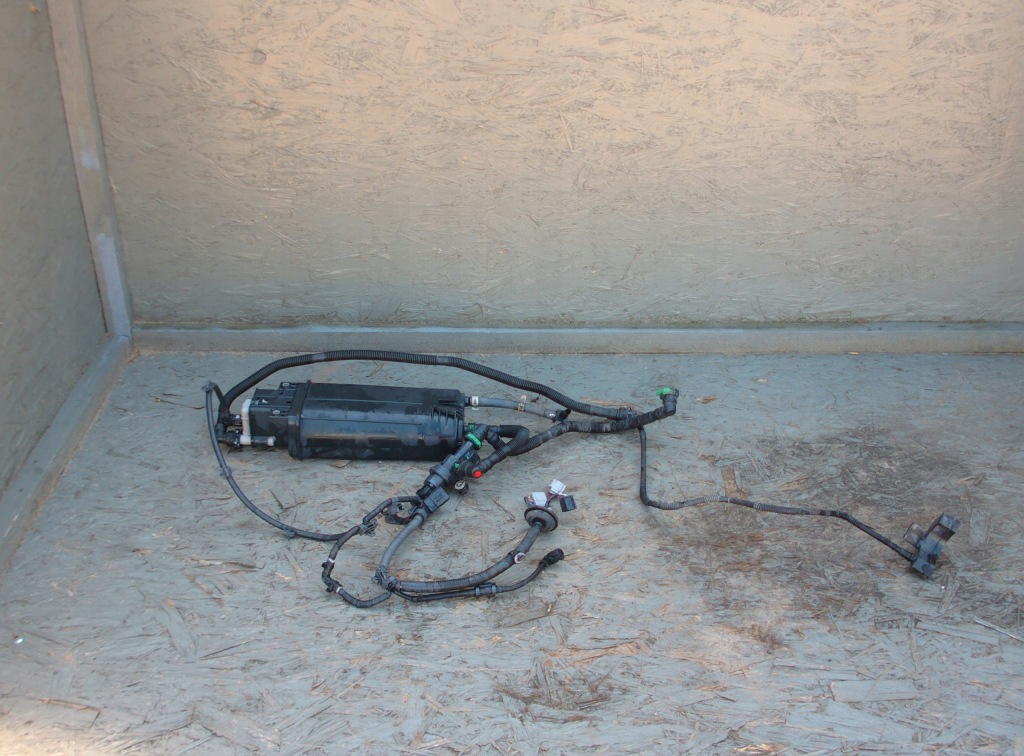 фото №1, Toyota rav4 v gen hybryda-plugin фильтр par топлива