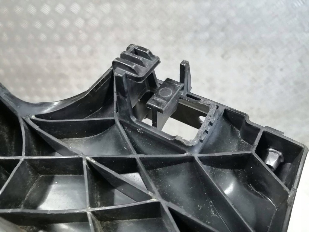 фото №5, Dd audi e-tron шторка жалюзи воздуховод воздуха поперечина перед