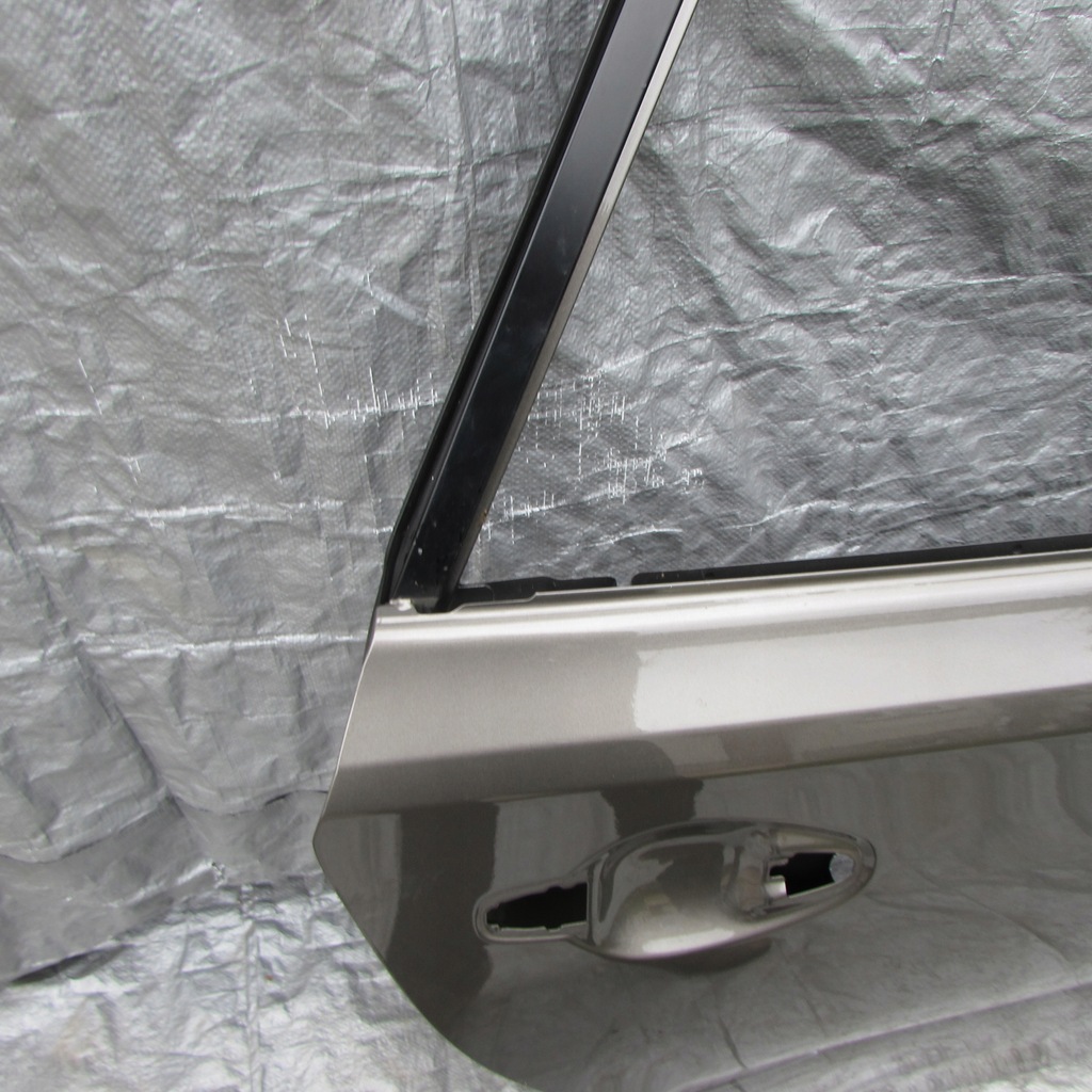 фото №7, Toyota yaris iii двері праве задні