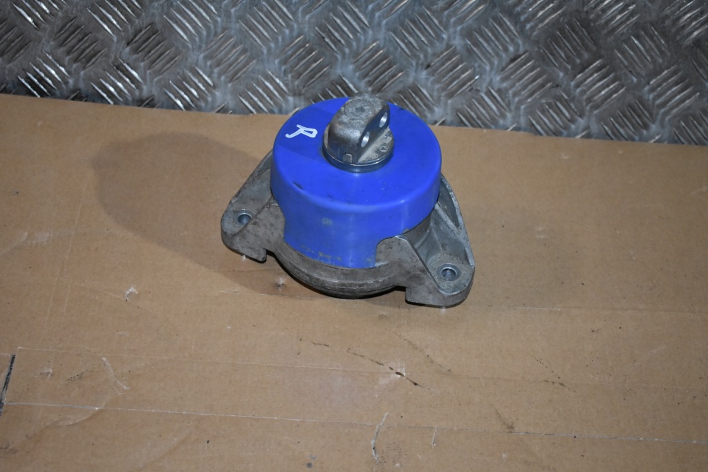 фото №1, Idealna подушка двигуна права mercedes w217 w222 1