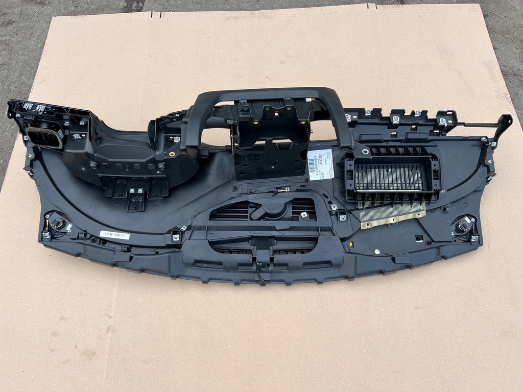 фото №9, Audi a8 d4 приборная панель приборная консоль czarna