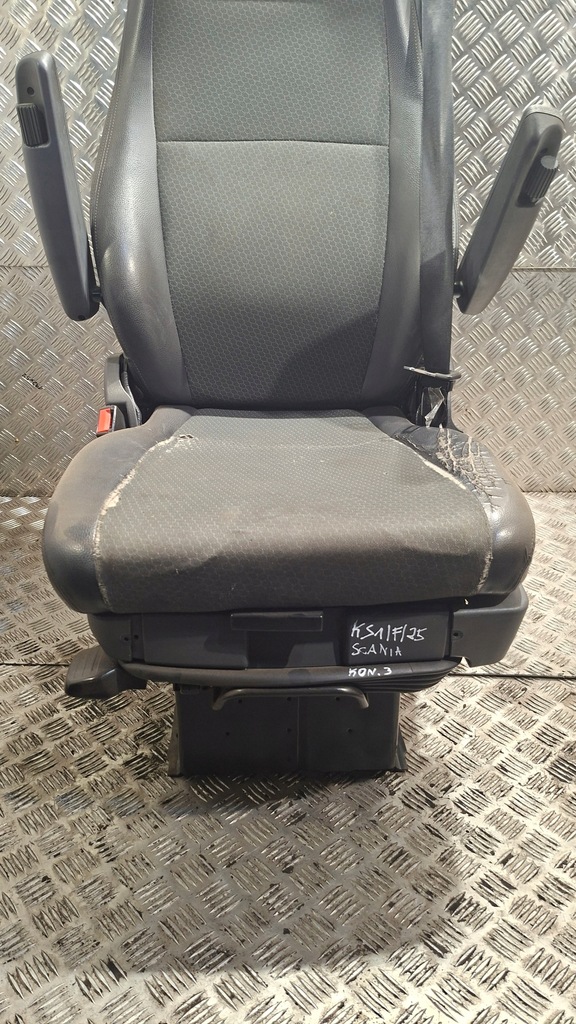 фото №2, Сидіння лівий перед scania r