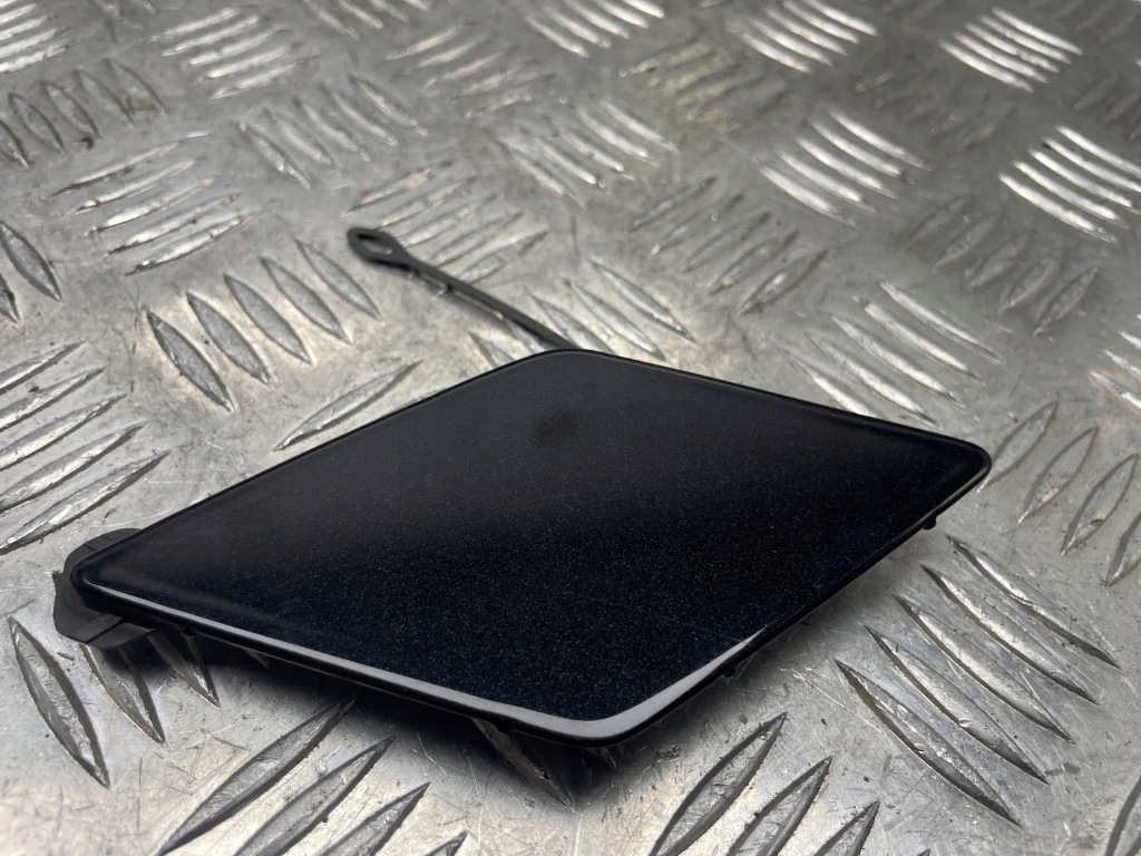 фото №1, Bmw f12 заглушка фаркоп бампера 7223094