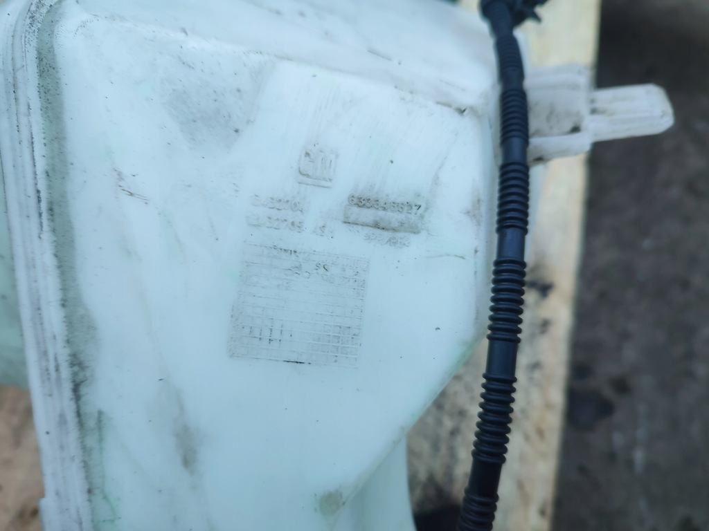 фото №8, Бачок помпа омывателя opel corsa e 2014- 13432704 13432705