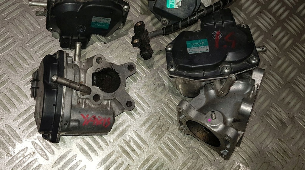 фото №6, Toyota yaris iii auris ii corolla 1.4 d4d клапан выхлопных газов egr 25800-33011