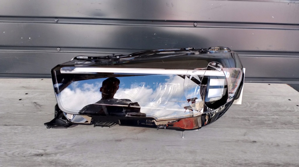 фото №1, Opel corsa f lift левая лампа full led