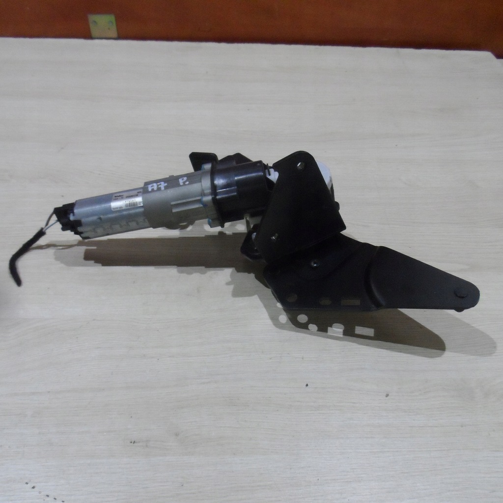 фото №13, Моторчик привід петля лівий кришки задня audi a7