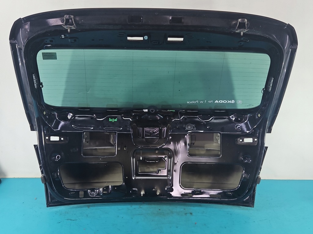фото №15, Кришка багажника скло задня багажника skoda karoq 17- чорний lf9r 1z1z