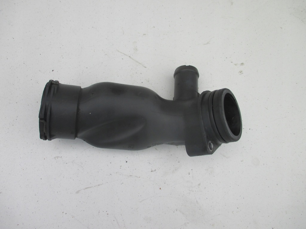 фото №1, Mercedes w204 w212 slk 1.8 cgi труба шланг воды