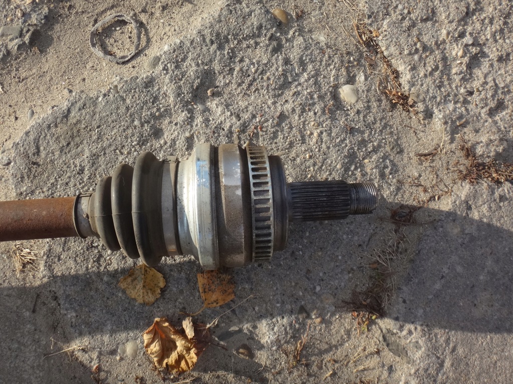 фото №3, Привідний вал права задня задня bmw e87