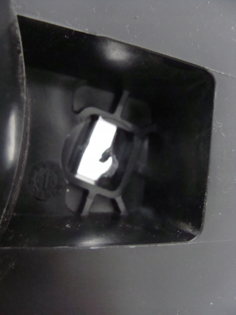 фото №8, Впуск корпус канал отопителя peugeot 208 i