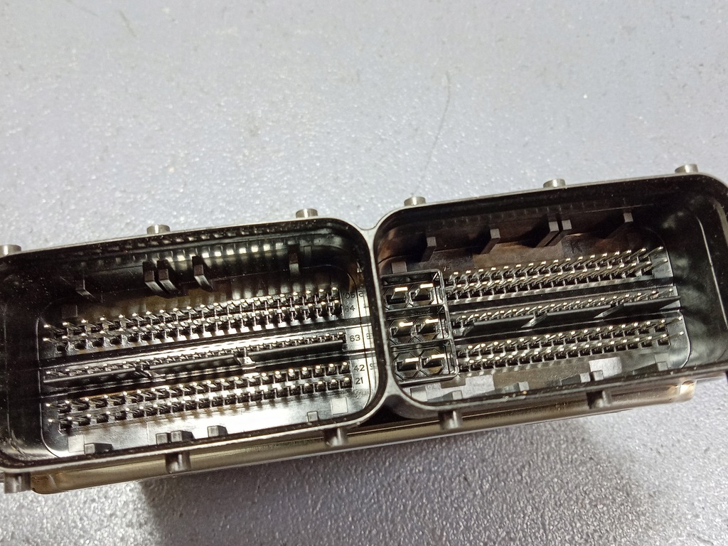 фото №4, Octavia iv 2.0 tdi блок управления двигателя 05l907309aa