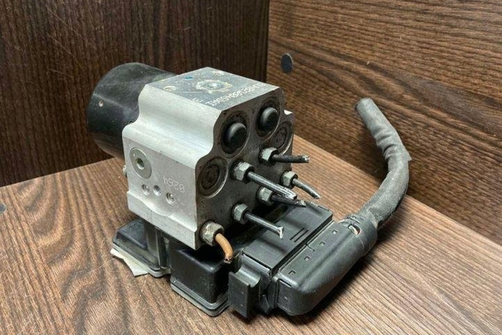 фото №8, Насос abs opel vectra c gts 09191495 1.8l бензиновий 90kw 2004