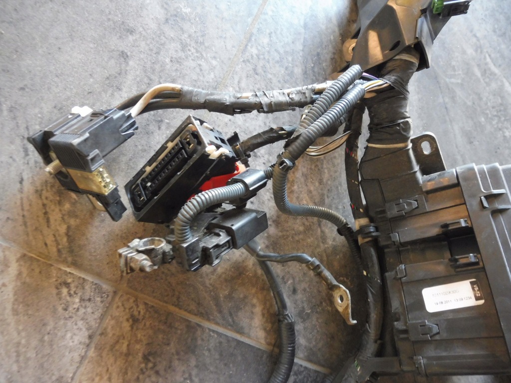 фото №1, Корпус предохранителей toyota yaris iii 1.0