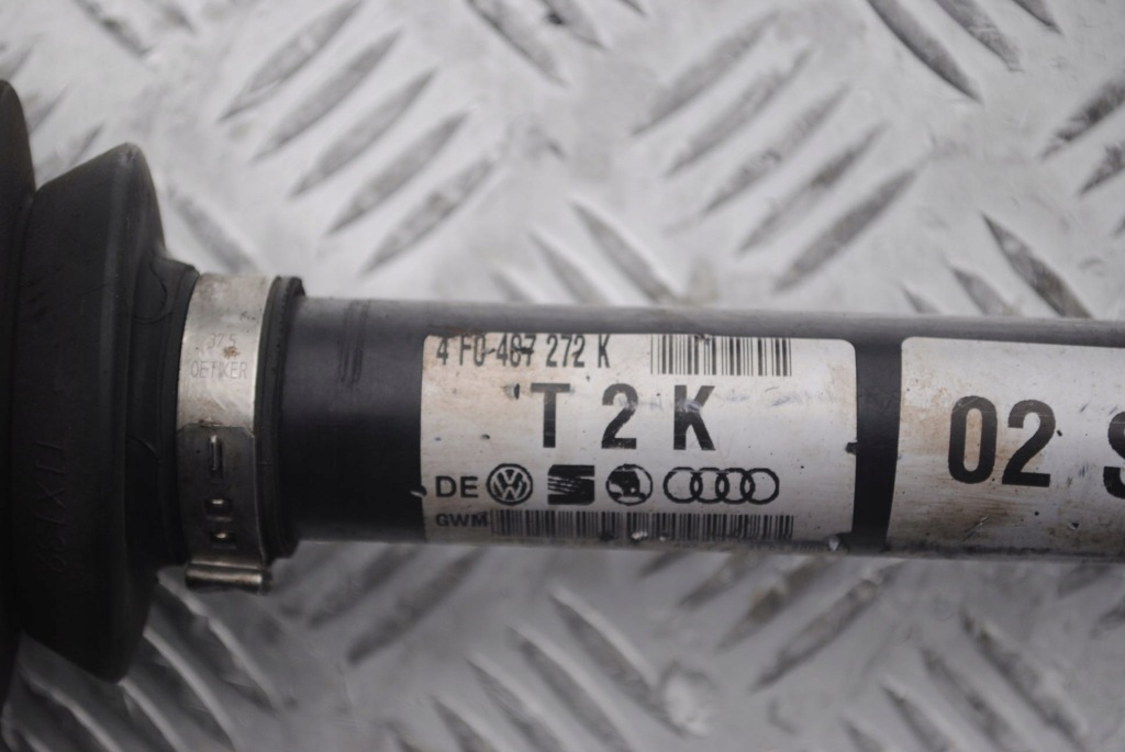 Приводной вал правый  4f0407272k audi a6 c6 2.7 tdi в Украине