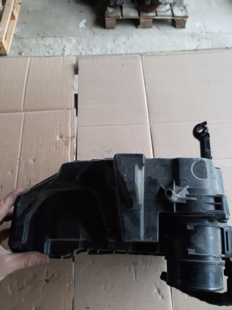 фото №3, Корпус фільтра повітря renault 65001258r