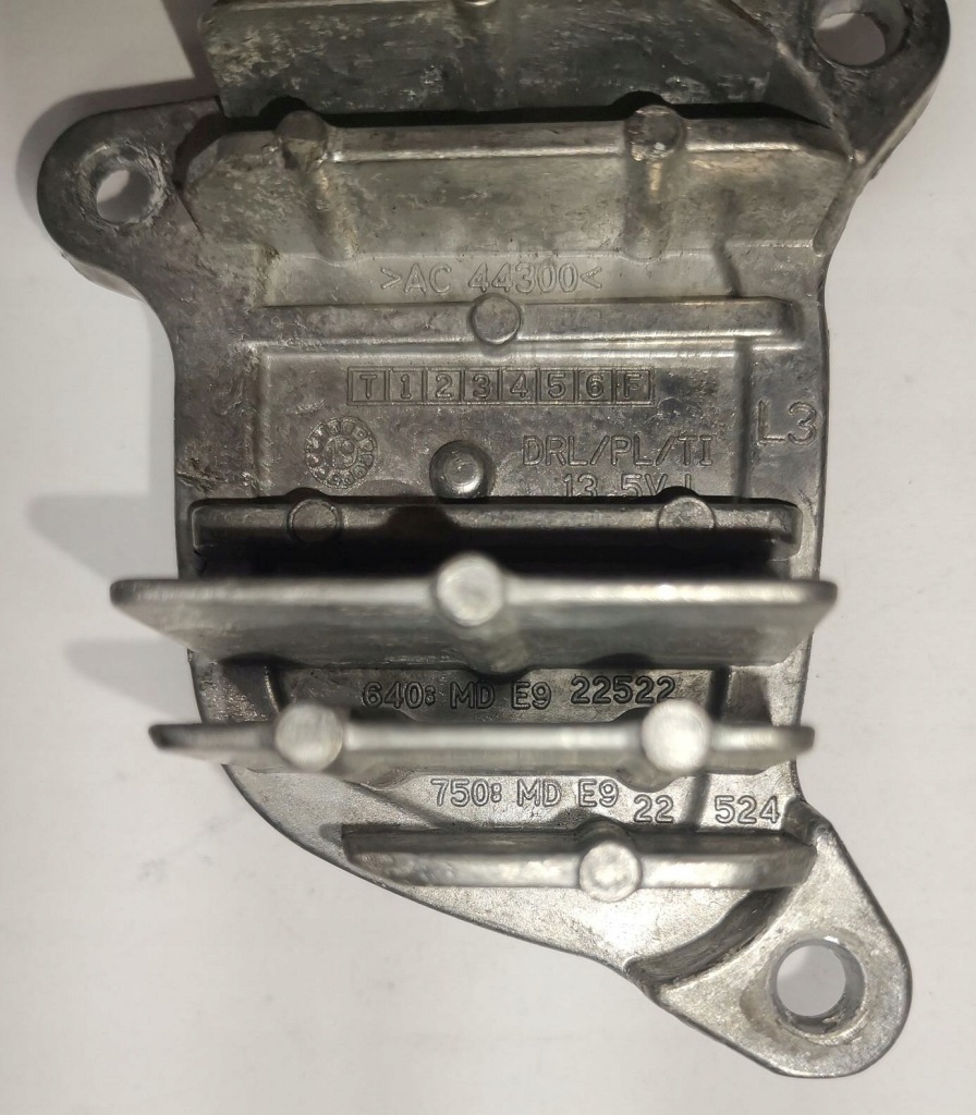 фото №4, Модуль led jeż drl водителя vw golf 8 viii