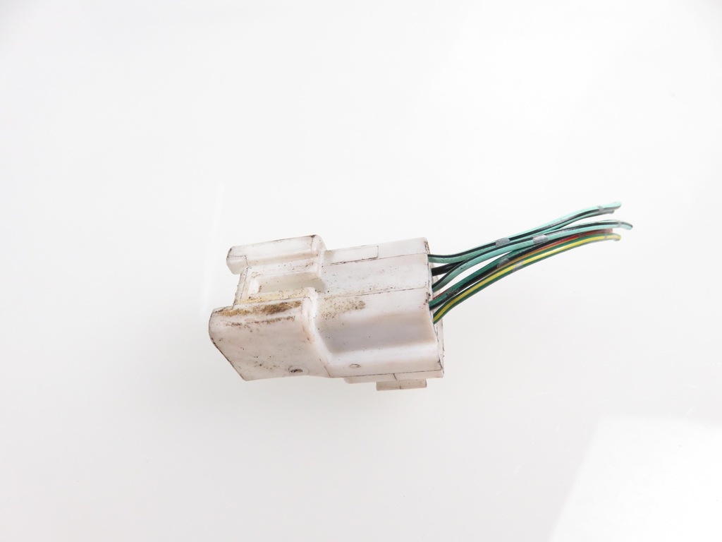 фото №5, Цоколь лампочка левый задняя mazda mpv ii