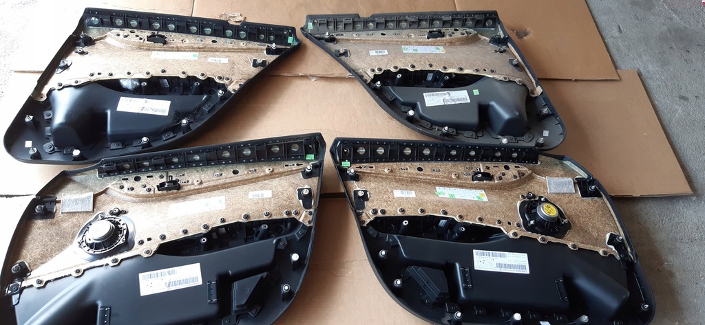 фото №6, Обшивки двері bmw e84 x1 2991535