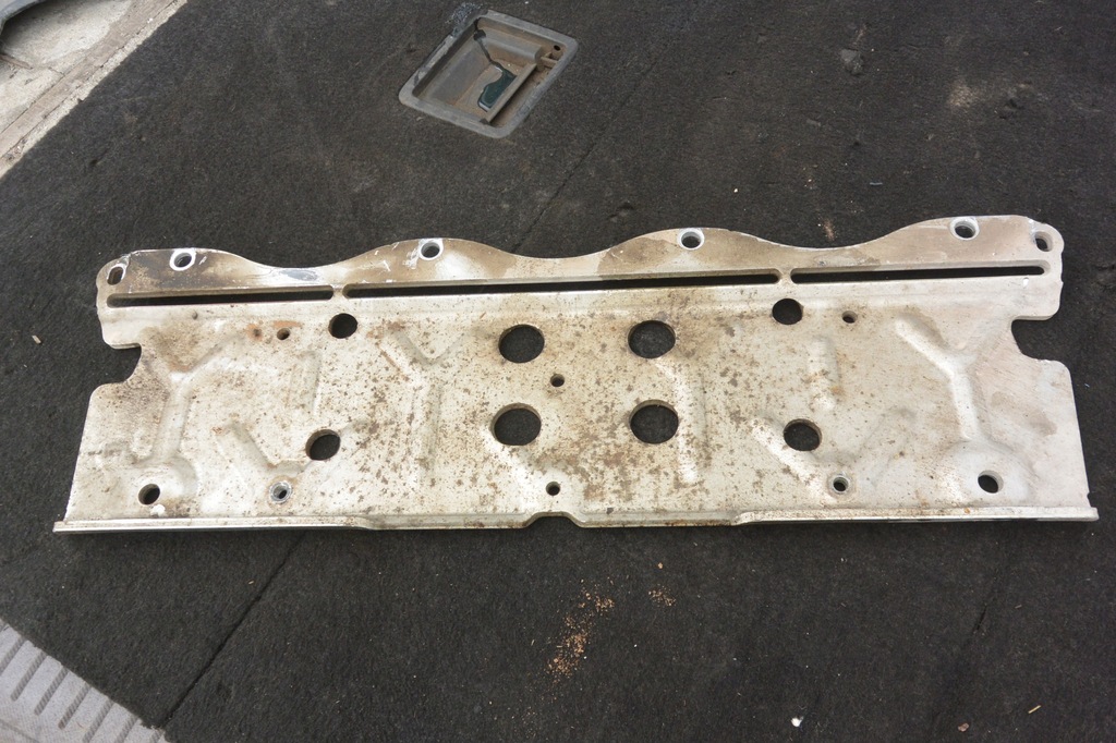 фото №1, Tesla s кронштейн защита плита подрамник перед 12-20