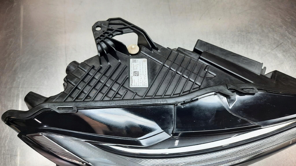 фото №8, Фара правий full led 32133545 volvo xc60 ii 17-23r