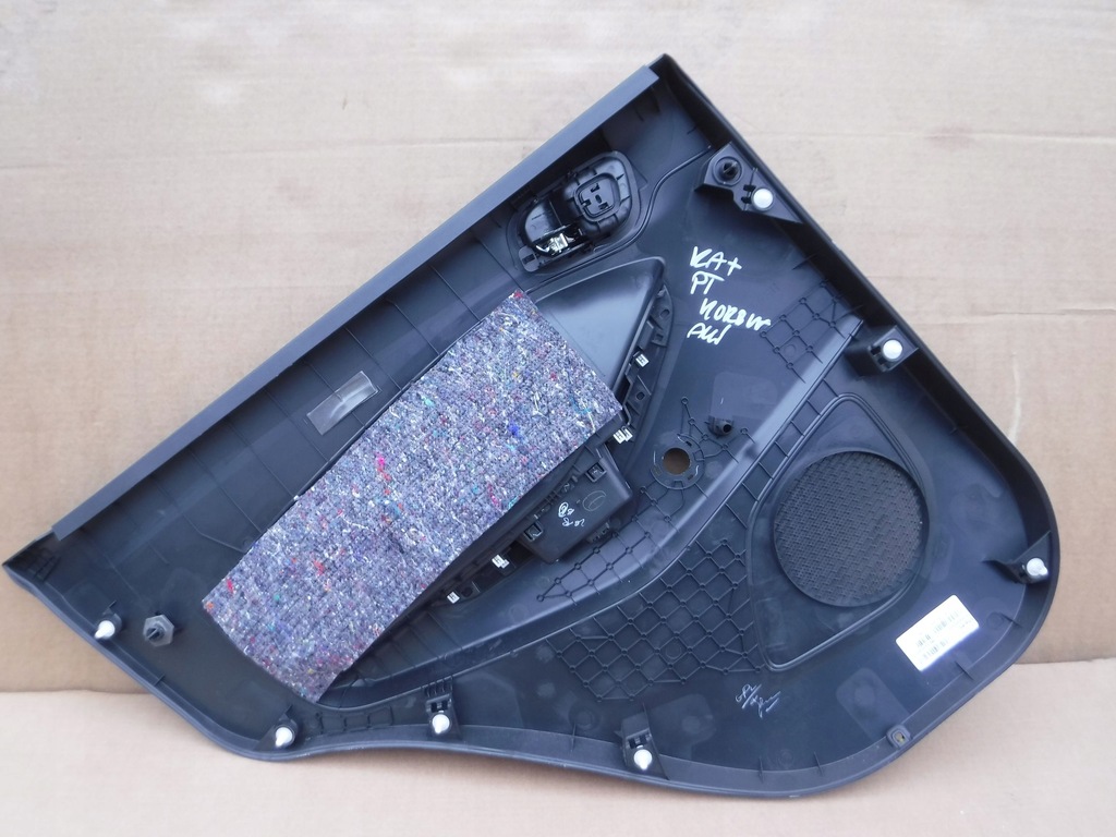 фото №4, Обшивка дверь правый задний ford ka plus