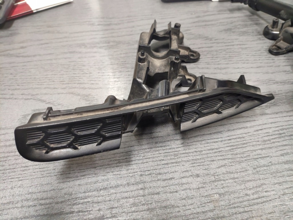 Купить Jeep оригинальный номер 9124457728