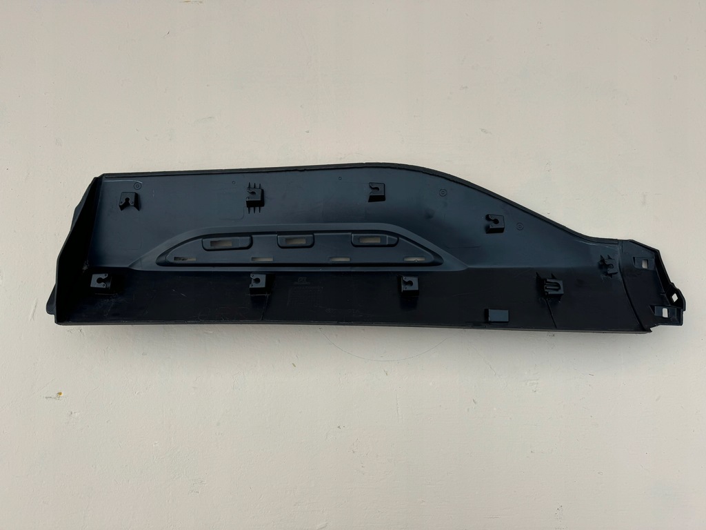 фото №8, Toyota yaris cross 20r- молдинг дверь правый задняя правое задние 75077-0d020