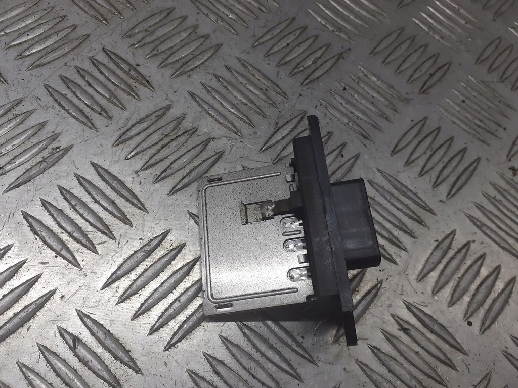 фото №1, Резистор резистор вентилятор nissan micra k12