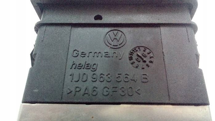 фото №7, Выключатель регулировки подогрев сидений bora 1j0963564b