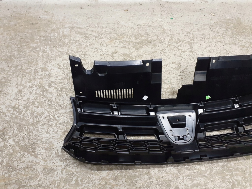 фото №7, Решётка радиатора решётка радиатора dacia logan sandero ii lift 2017-2020r 623107554r