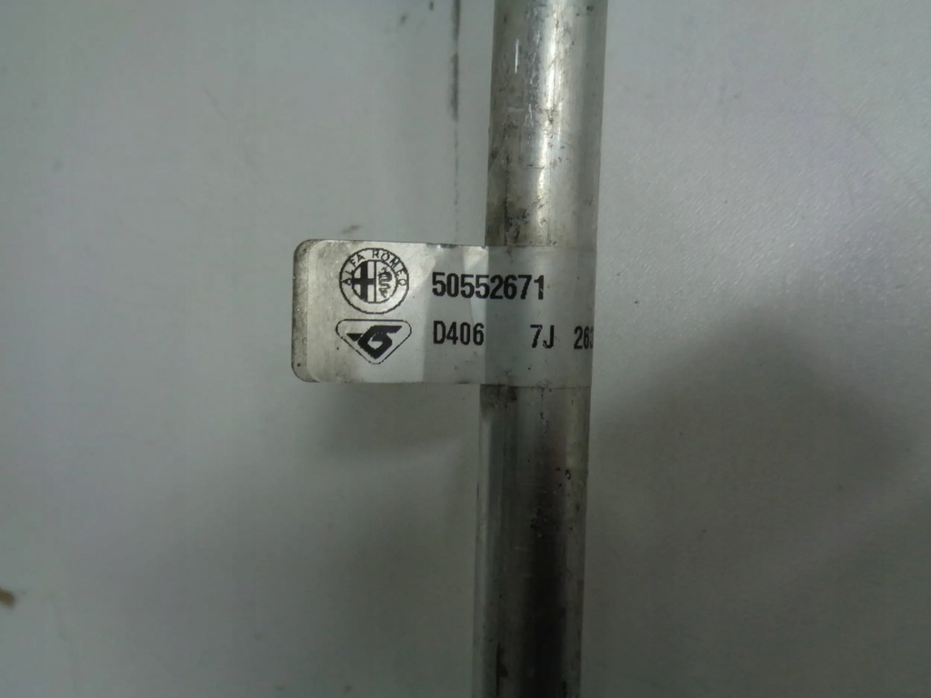 фото №3, Alfa romeo giulia 2.2 d mjet шланг кондиционера 17r