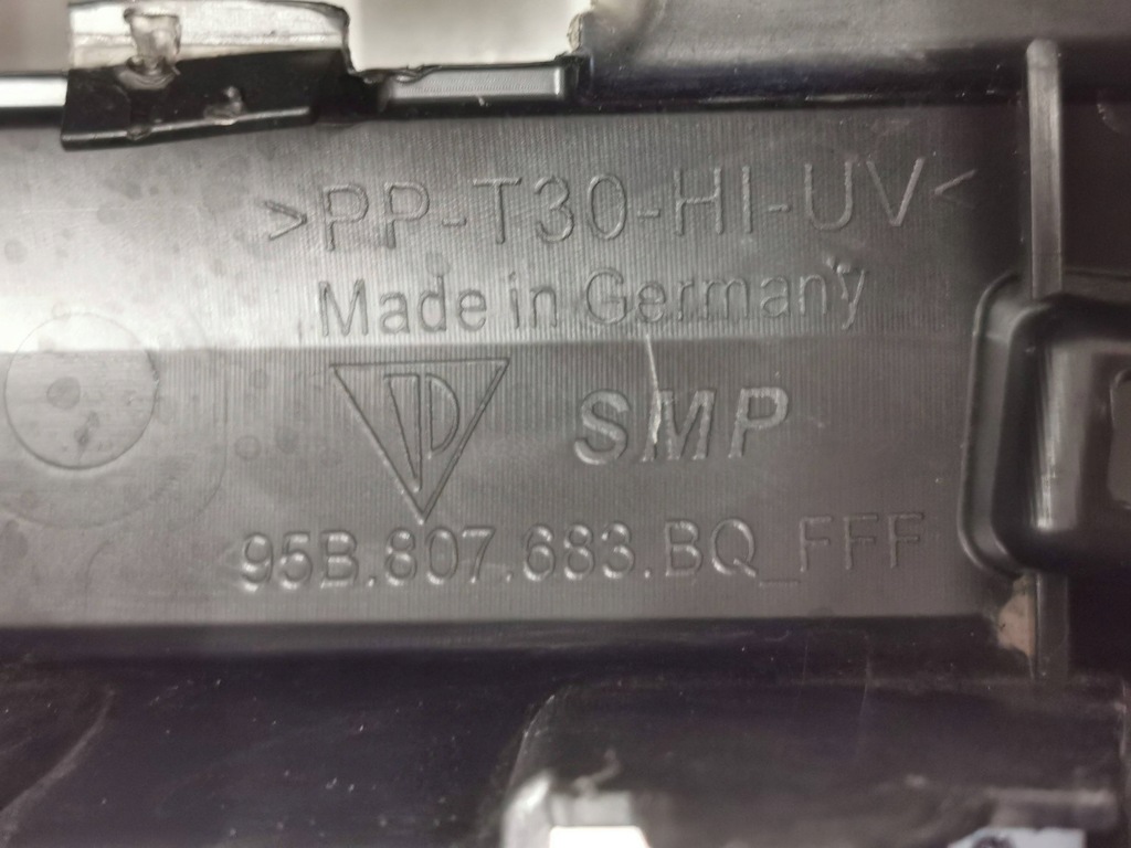 фото №16, Решётка радиатора, решётка радиатора, решётка средняя porsche macan lift gts 2.275