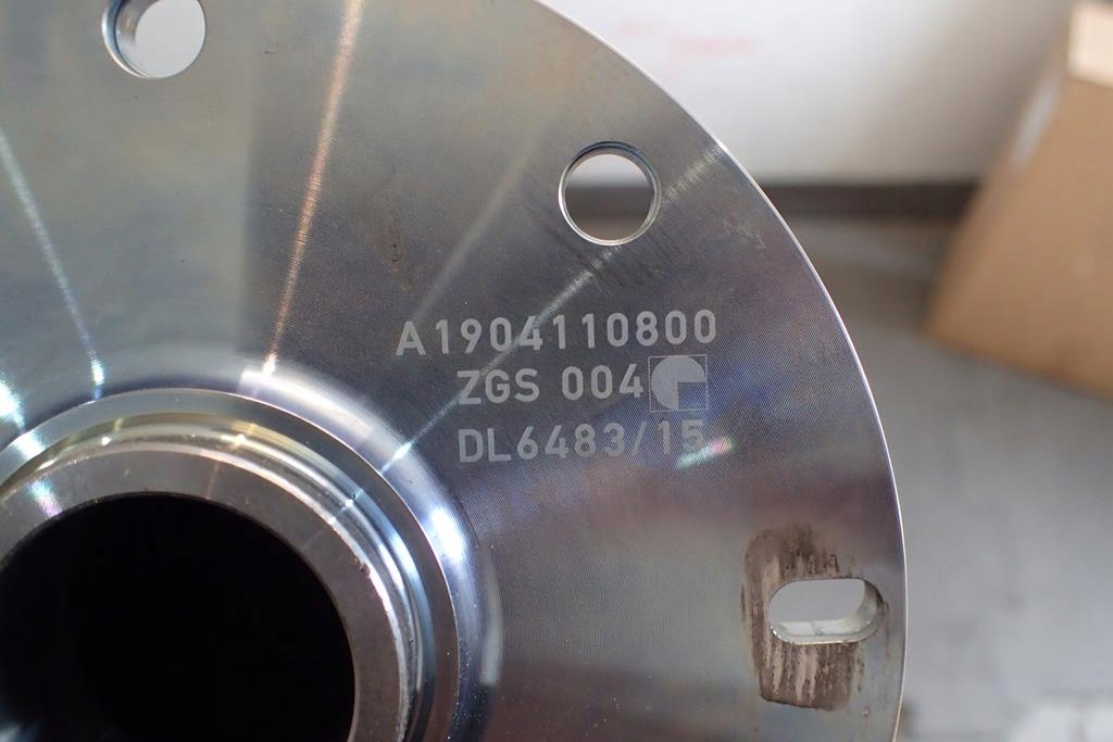 Wał приводной mercedes amg w190 a1904100700 с Разборки