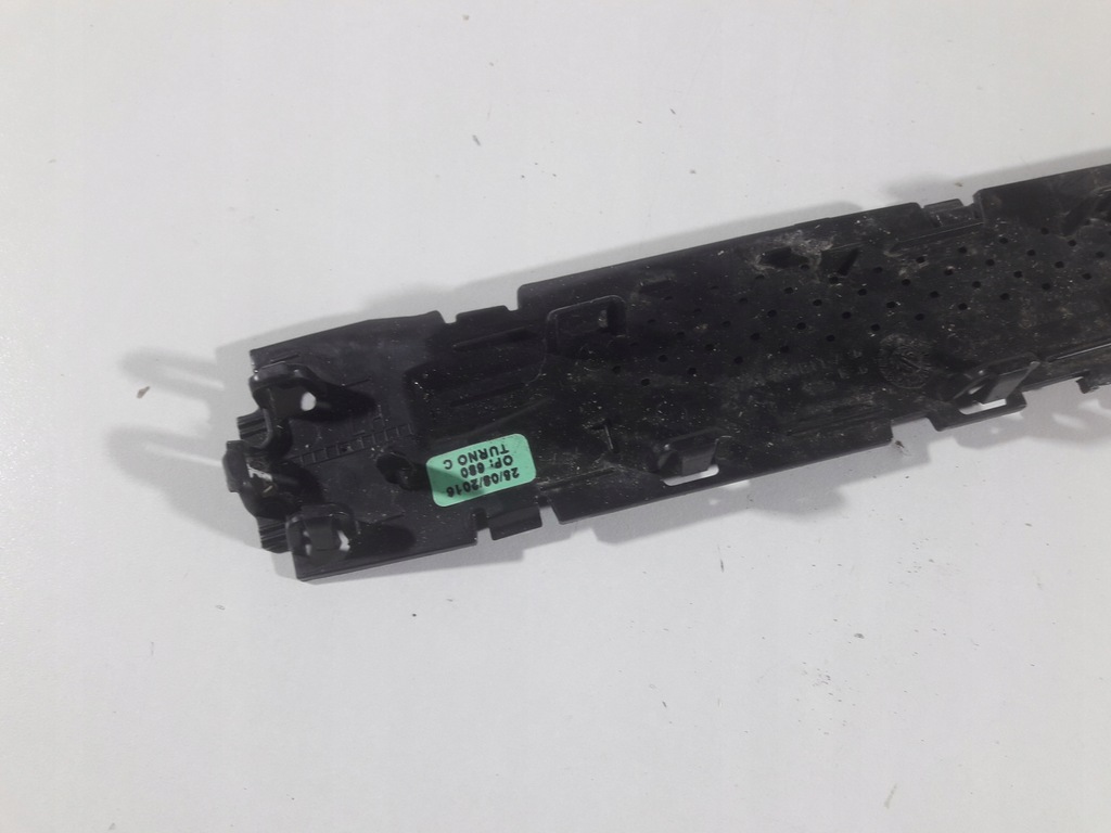 фото №8, Jaguar xe x760 2.0d 15r- решітка лівий ліва