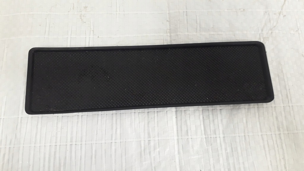 фото №12, Резинка туннель бардачка audi a3 8l lift 8l0863301f