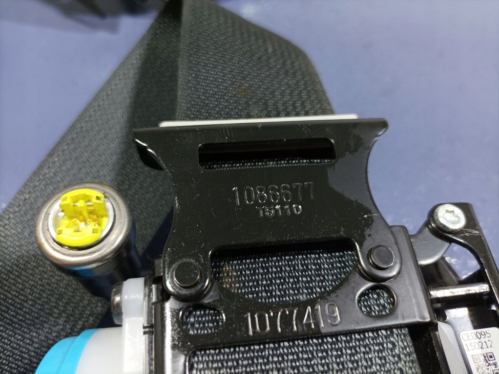 фото №5, Mazda 6 iii gj lift pas безпеки перед правий натягувач usa tk-ah2-h950