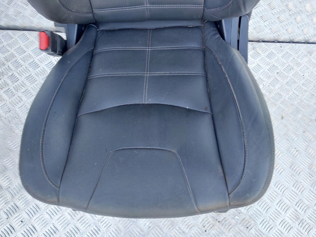 фото №10, Сиденья заднее сиденье кожа mitsubishi asx black edition