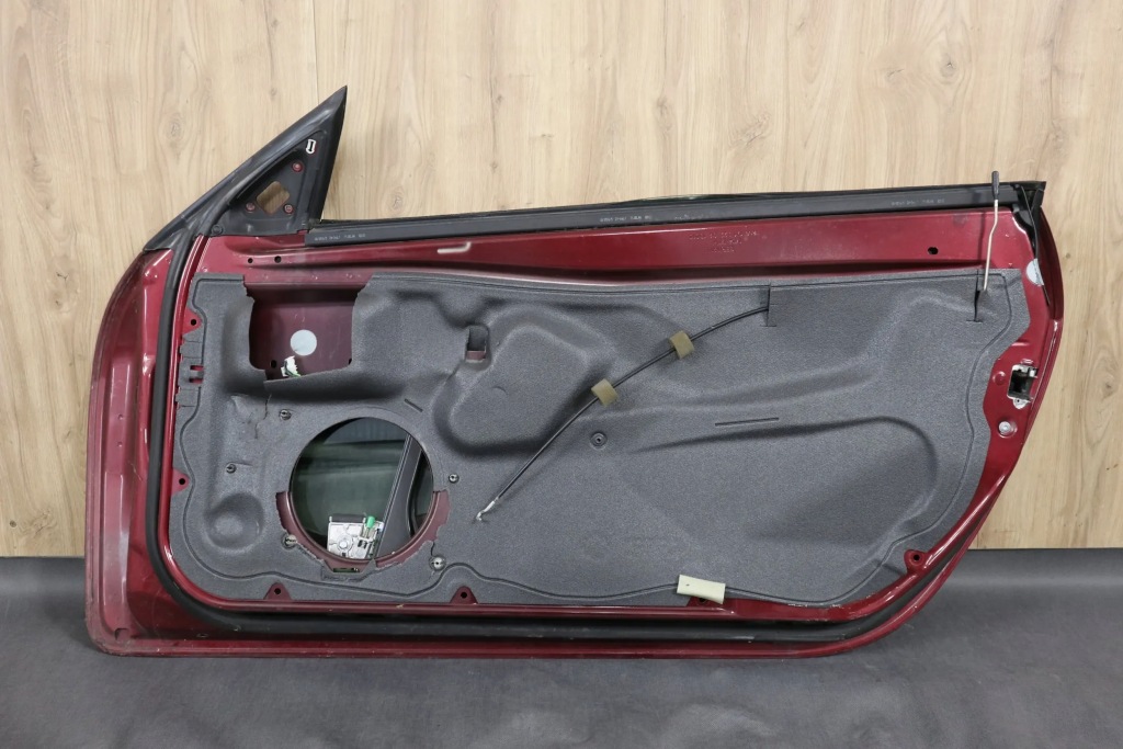 фото №10, Mercedes slk r171 дверь правое полный лак 548