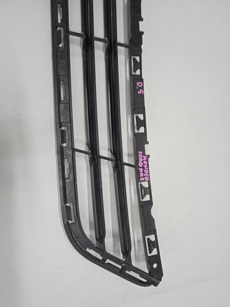 Решётка бампера средняя ford mondeo mk v с Разборки