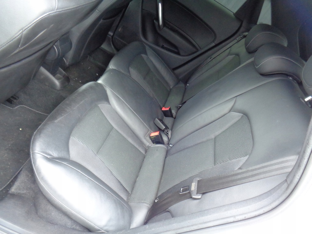 фото №13, Audi a1 5d s-line сидіння заднє сидіння шкіра підігрів 10-18