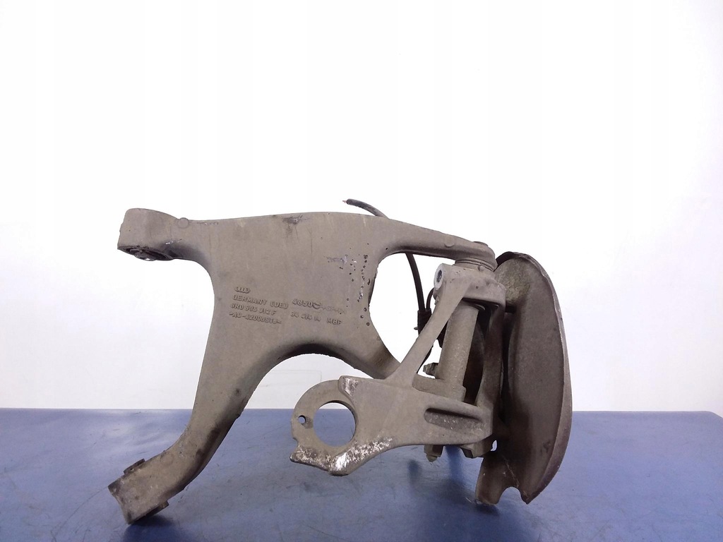 фото №4, Audi q5 8r поворотный кулак задняя правая 4g0505432c