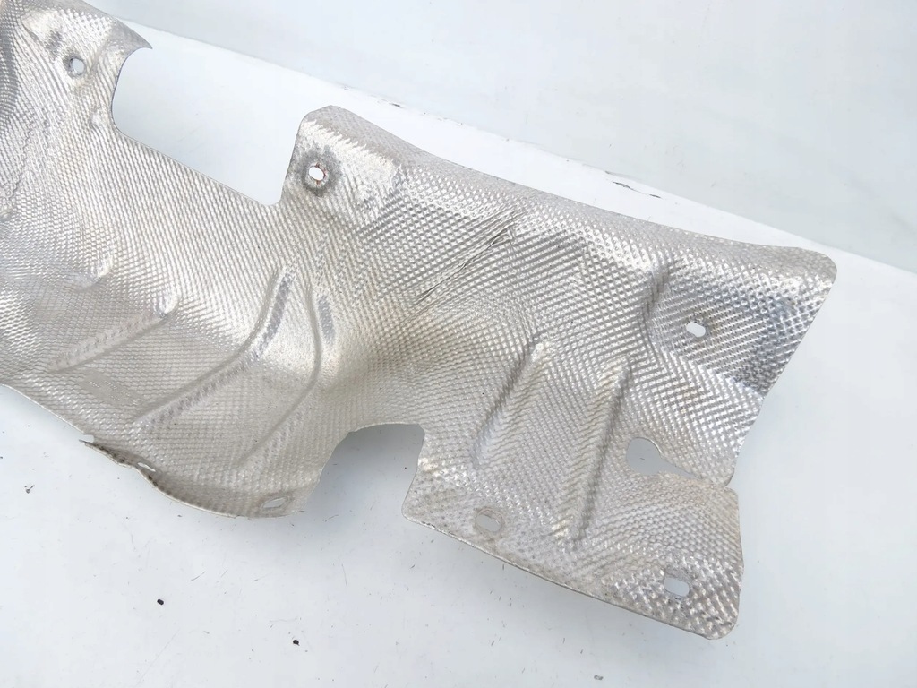 фото №8, Защита тепловая подвеска пол кузов a1666820471 mercedes ml w166