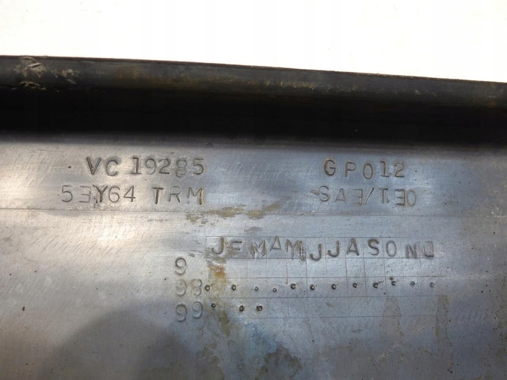 Молдинг накладка порог правая grand cherokee wj Оригинал