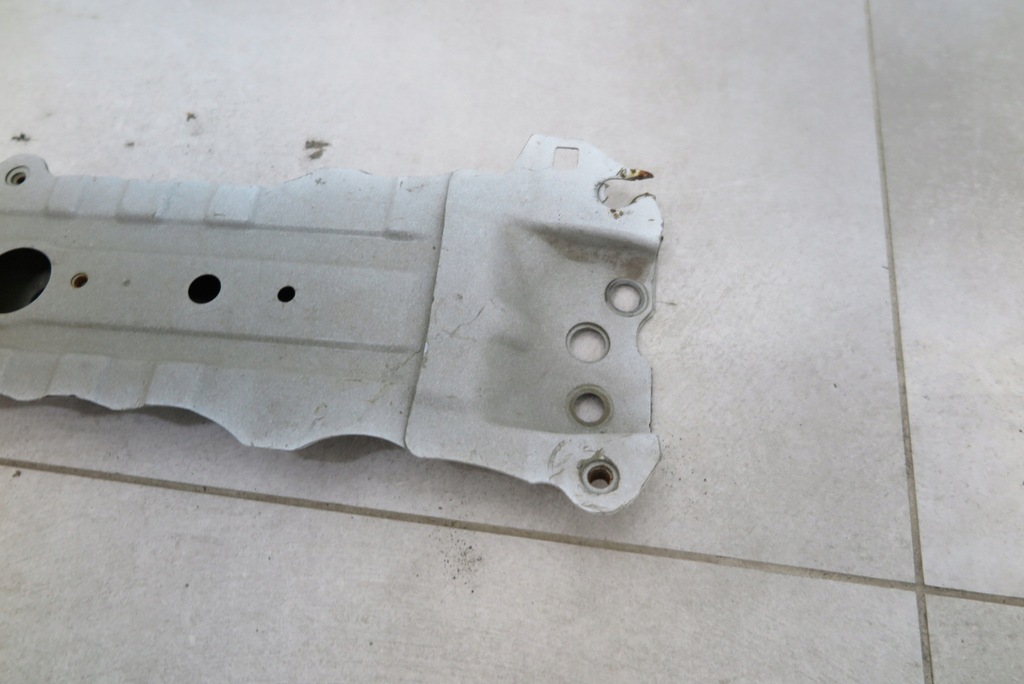 фото №7, Toyota rav4 rav-4 балка pod радиатор pas dół